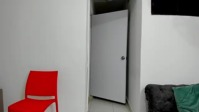 Dylan Taylor online show from April 18, 11:03 am