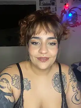 Snapshot of name_less_lulu chatting on February 11, 12:48 am name less lulu online show from February 11, 12:48 am