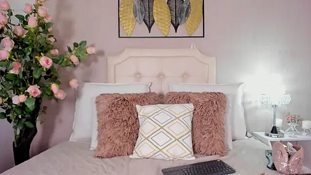 Pamela duque online show from February 9, 8:33 am