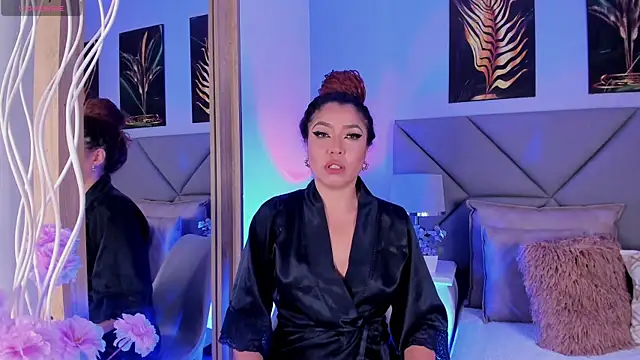 Pamela duque online show from October 4, 8:07 pm