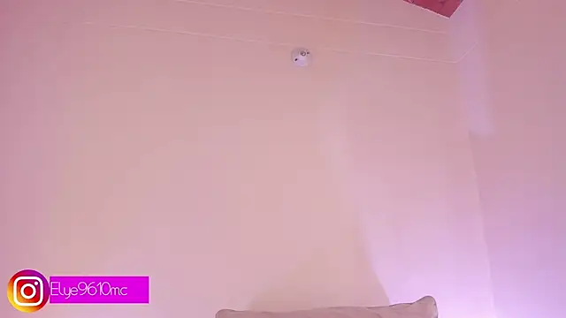 ellie mcdonald online show from February 25, 1:28 pm