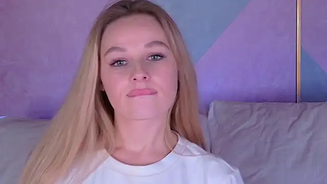 BeatriceEsmont online show from January 13, 11:38 pm