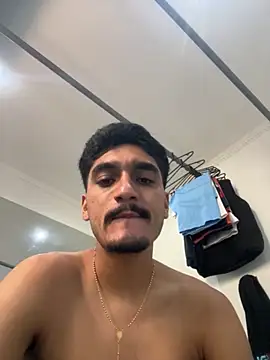 Snapshot of latin_bbc chatting on October 28, 8:33 pm latin bbc online show from October 28, 8:33 pm