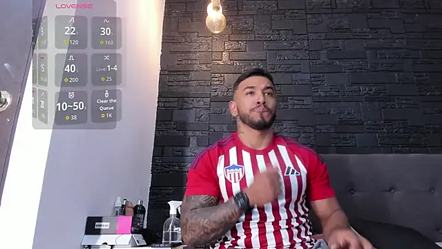 Snapshot of bruno_miller_ chatting on November 23, 8:30 pm bruno miller online show from November 23, 8:30 pm