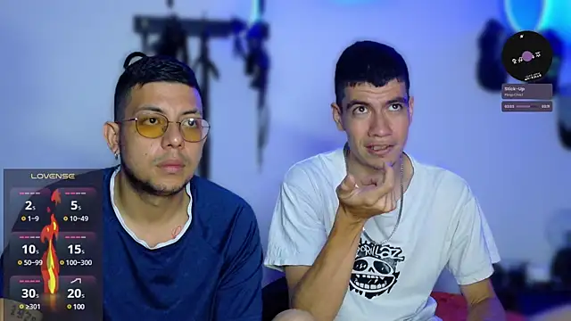 Snapshot of Nymphobuddies chatting on February 13, 10:54 pm Nymphobuddies online show from February 13, 10:54 pm