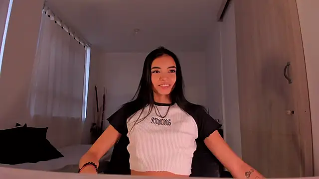 AnabelWolf online show from January 16, 11:06 pm