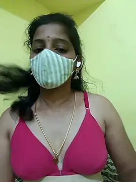 Snapshot of Tamil_Shalini_Lustyy chatting on February 19, 4:00 pm Tamil Shalini Lustyy online show from February 19, 4:00 pm