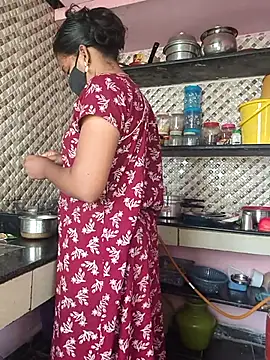 Snapshot of Tamil_Shalini_Lustyy chatting on October 23, 2:33 am Tamil Shalini Lustyy online show from October 23, 2:33 am