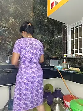 Snapshot of Tamil_Shalini_Lustyy chatting on November 11, 10:54 pm Tamil Shalini Lustyy online show from November 11, 10:54 pm