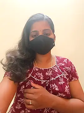 Snapshot of Tamil_Shalini_Lustyy chatting on January 8, 4:09 pm Tamil Shalini Lustyy online show from January 8, 4:09 pm