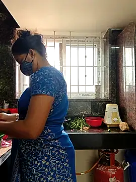 Snapshot of Tamil_Shalini_Lustyy chatting on February 28, 3:51 am Tamil Shalini Lustyy online show from February 28, 3:51 am