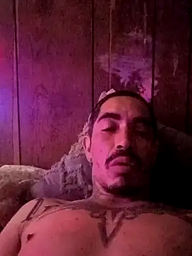 Snapshot of realoneNocap chatting on November 13, 6:01 am realoneNocap online show from November 13, 6:01 am