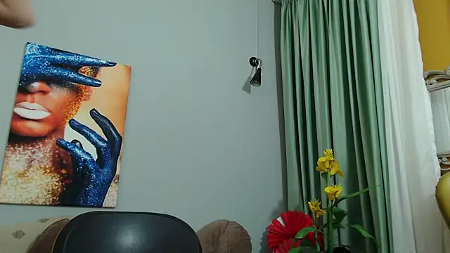 Snapshot of EvySmithXXX chatting on February 27, 6:50 am EvySmithXXX online show from February 27, 6:50 am