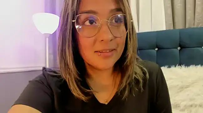 Pandoracherry online show from February 27, 2:32 am