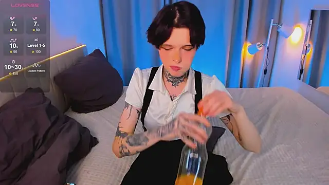 Snapshot of Simona_Rain chatting on January 23, 2:39 pm Simona Rain online show from January 23, 2:39 pm