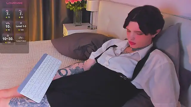 Snapshot of Simona_Rain chatting on January 25, 2:36 pm Simona Rain online show from January 25, 2:36 pm