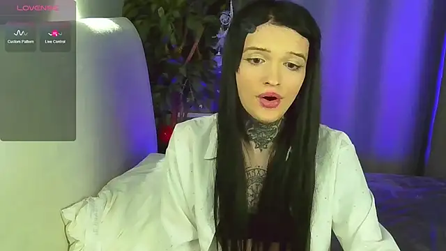 Snapshot of Simona_Rain chatting on February 13, 6:30 am Simona Rain online show from February 13, 6:30 am