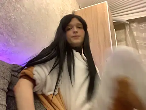 Snapshot of Simona_Rain chatting on February 16, 12:30 am Simona Rain online show from February 16, 12:30 am