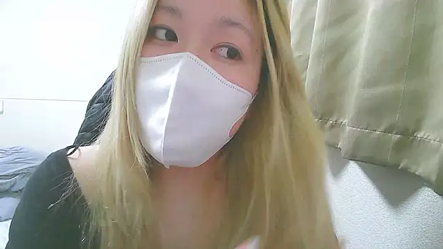 Snapshot of Remi_official chatting on September 14, 8:30 pm Remi official online show from September 14, 8:30 pm