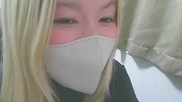 Snapshot of Remi_official chatting on October 21, 7:58 pm Remi official online show from October 21, 7:58 pm