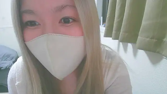 Snapshot of Remi_official chatting on February 14, 9:06 am Remi official online show from February 14, 9:06 am