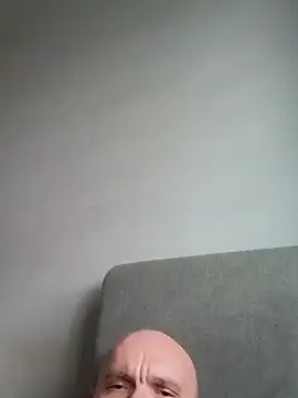 Snapshot of Ak0904 chatting on October 27, 7:23 am Ak0904 online show from October 27, 7:23 am