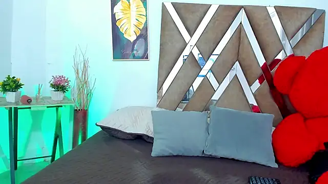 Snapshot of PETTTER_SPENCER chatting on December 13, 1:12 pm PETTTER SPENCER online show from December 13, 1:12 pm