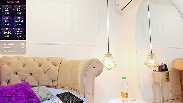 briannaduque online show from March 4, 7:43 pm