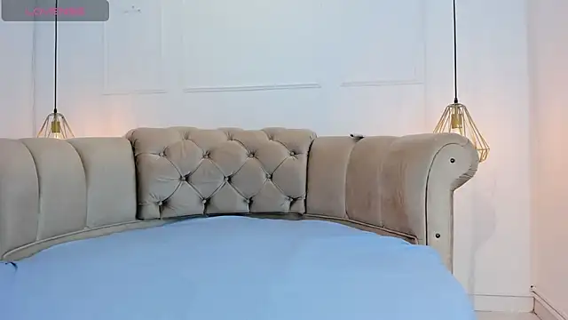 briannaduque online show from March 12, 12:36 pm