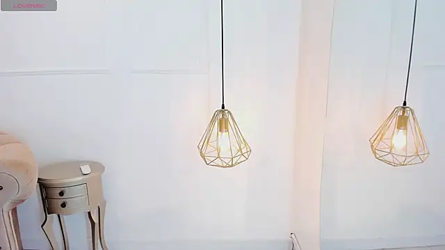 briannaduque online show from March 18, 12:25 pm