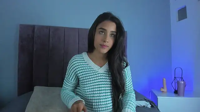 Snapshot of Ambeer_Rousess chatting on February 9, 1:25 pm Ambeer Rousess online show from February 9, 1:25 pm