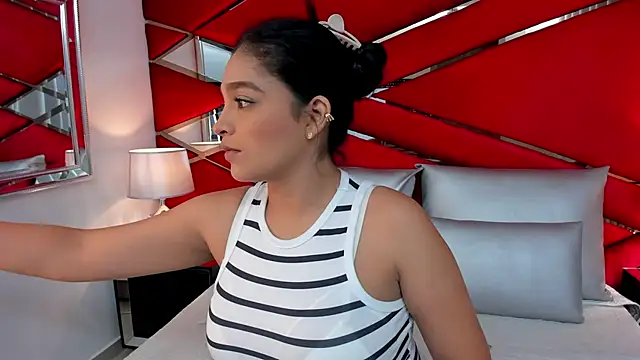 AdeleGray online show from March 12, 11:53 am