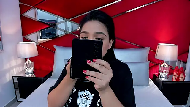 AdeleGray online show from March 14, 11:56 am