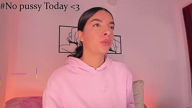 777AylinZ online show from January 8, 11:45 am