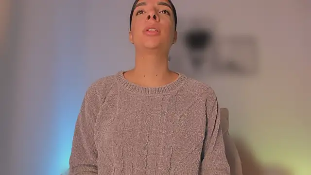 777AylinZ online show from February 4, 10:21 am