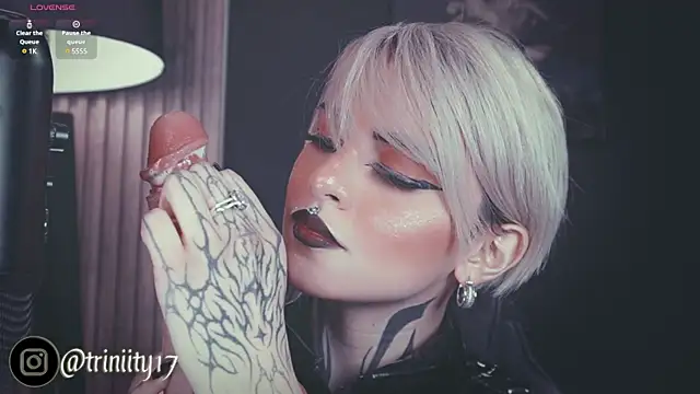 Snapshot of Trinity___s chatting on December 26, 7:38 pm Trinity s online show from December 26, 7:38 pm