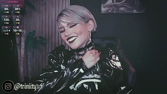 Snapshot of Trinity___s chatting on February 3, 4:57 am Trinity s online show from February 3, 4:57 am