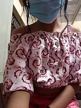 Snapshot of BabySlimmy10 chatting on December 9, 9:48 pm BabySlimmy10 online show from December 9, 9:48 pm