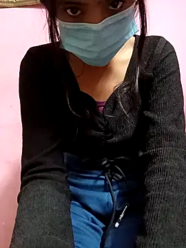 Snapshot of BabySlimmy10 chatting on December 10, 7:00 pm BabySlimmy10 online show from December 10, 7:00 pm