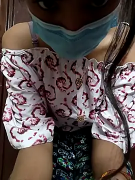 Snapshot of BabySlimmy10 chatting on December 27, 7:46 pm BabySlimmy10 online show from December 27, 7:46 pm