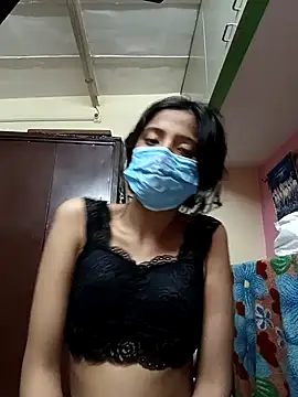 Snapshot of BabySlimmy10 chatting on January 7, 6:24 pm BabySlimmy10 online show from January 7, 6:24 pm