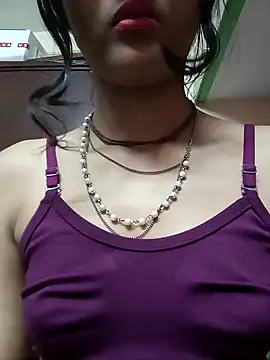 Snapshot of BabySlimmy10 chatting on February 3, 8:46 pm BabySlimmy10 online show from February 3, 8:46 pm