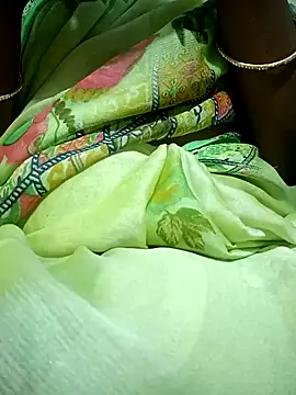 Cute-chinny online show from February 5, 5:53 pm