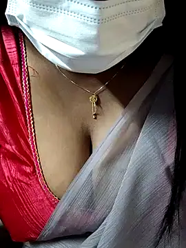 Snapshot of sheela28 chatting on December 13, 4:38 pm sheela28 online show from December 13, 4:38 pm