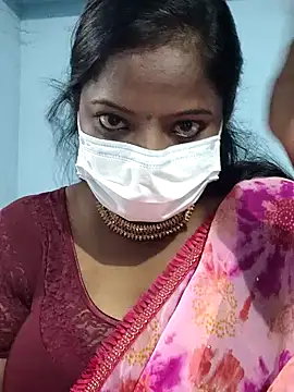 Snapshot of sheela28 chatting on December 25, 7:57 am sheela28 online show from December 25, 7:57 am