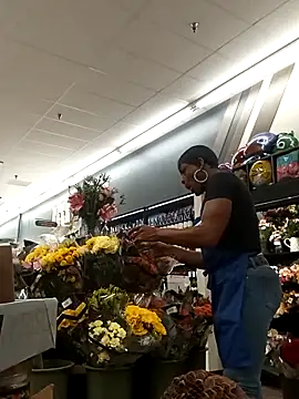 Snapshot of kobrashekyng chatting on October 23, 3:00 pm kobrashekyng online show from October 23, 3:00 pm