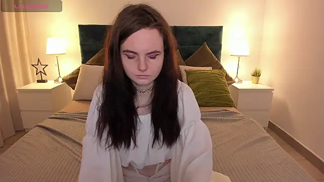 Snapshot of AmA_lia_ chatting on February 7, 8:22 am AmA lia online show from February 7, 8:22 am