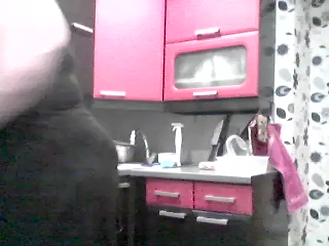 Lisa Suzie online show from February 14, 2:02 pm