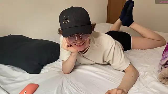 mapleg online show from March 19, 6:55 pm