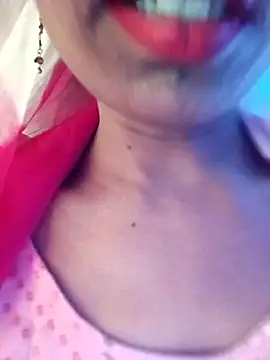 Snapshot of Kajal__Mehra chatting on March 5, 11:17 am Kajal Mehra online show from March 5, 11:17 am